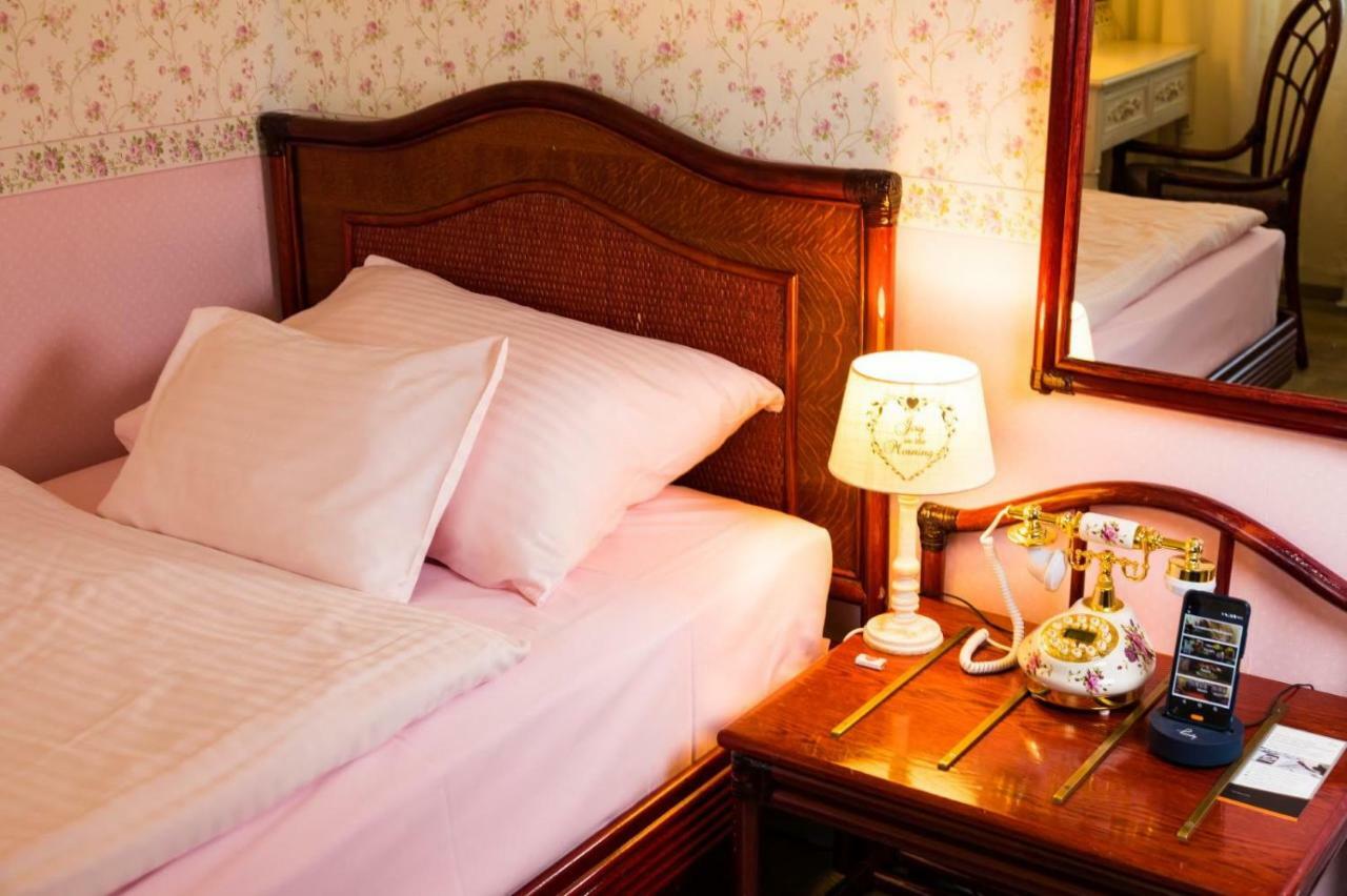 Hotel Freizeittempel ウィーナー・ノイシュタット エクステリア 写真